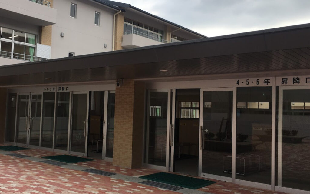 たなか大翔くんの通っていた飯塚市立飯塚鎮西小学校!